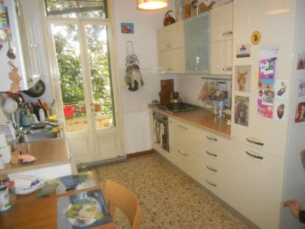 Foto Quadrilocale in affitto a Padova