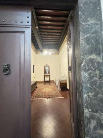 Foto Quadrilocale in affitto a Pietrasanta