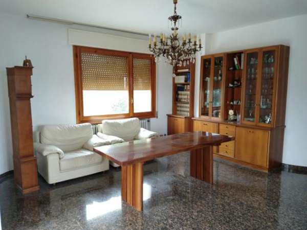 Foto Quadrilocale in affitto a Sasso Marconi