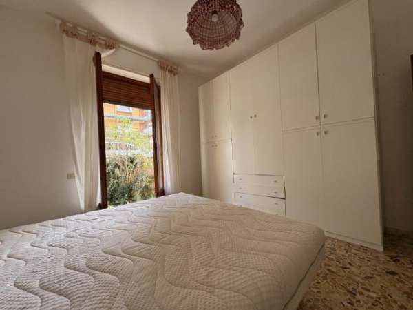 Foto Quadrilocale in affitto a Siena