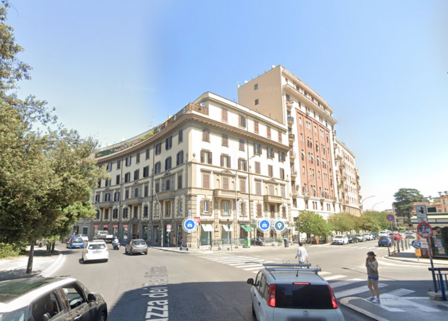 Foto RE DI ROMA BILOCALE ARREDATO