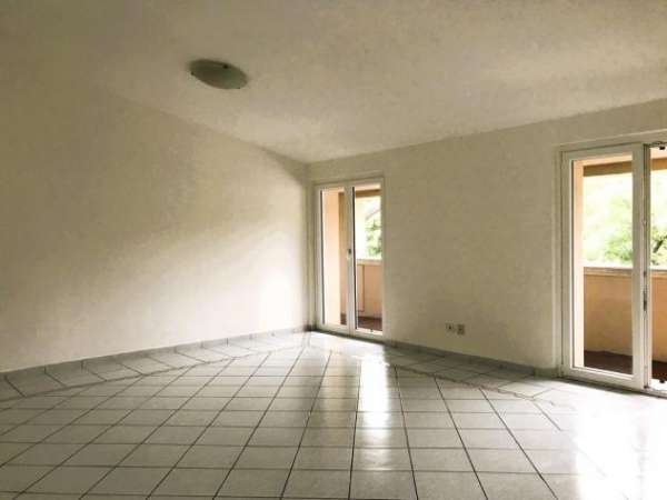 Foto Rezzato (BS) - Quadrilocale con doppi servizi, cantina e box