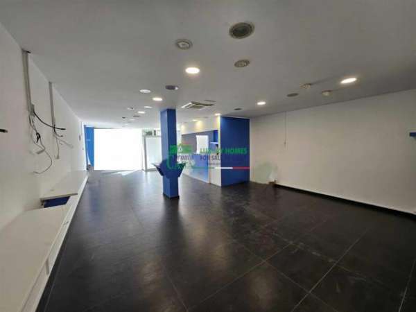 Foto Rif: 2394 - Locale commerciale in locazione, Comiso