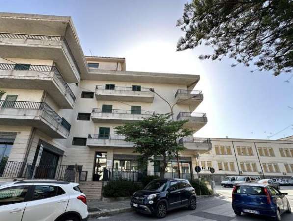 Foto Rif. 9688 - Appartamento in zona centrale - Giarratana