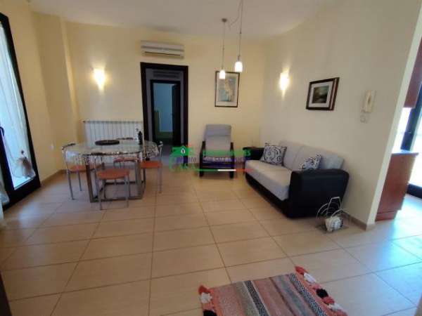 Foto Rif.2592 - Trilocale in affitto con posto auto , ottime condizioni - Comiso