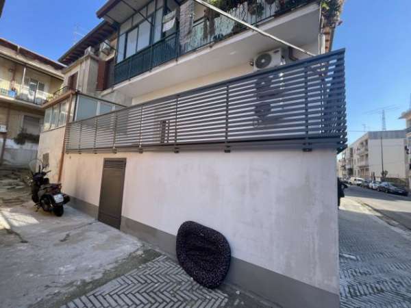 Foto Ristrutturato arredato zona Nord