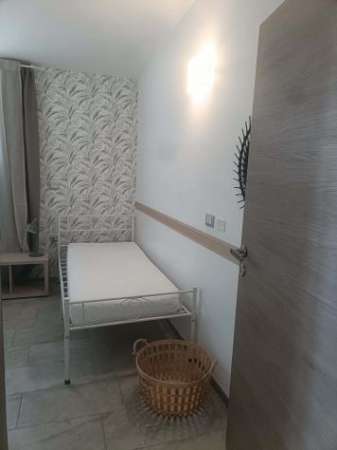 Foto Room in Via Castellammare, Milano for 120 m with 4 bedrooms