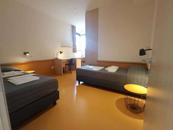 Foto Room in Via Colomba, Ferrara with 1 bedroom