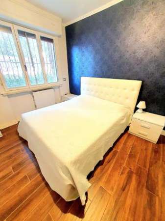 Foto Room in Via Giuseppe Allegranza, Roma for 70 m with 2 bedrooms