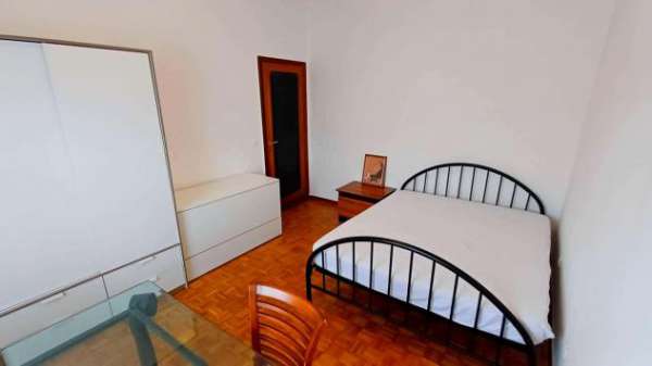 Foto Room in Via Montello, Brescia for 134 m with 5 bedrooms