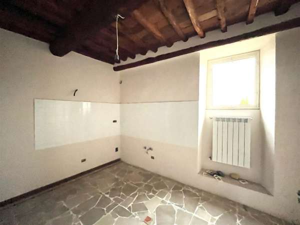Foto Rustico in affitto a Lastra A Signa