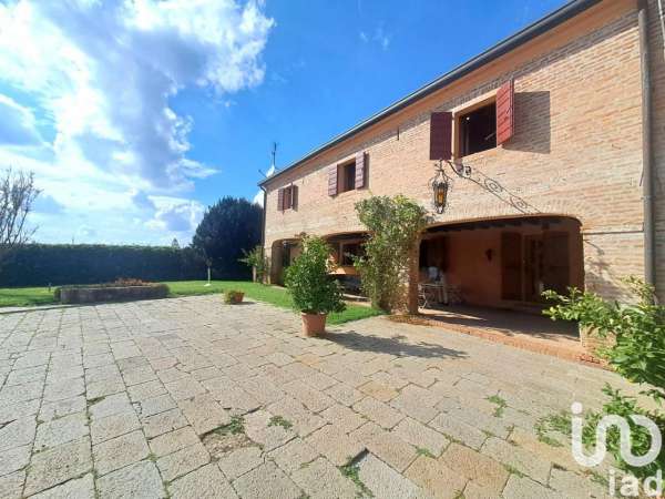 Foto Rustico in affitto a Pozzonovo