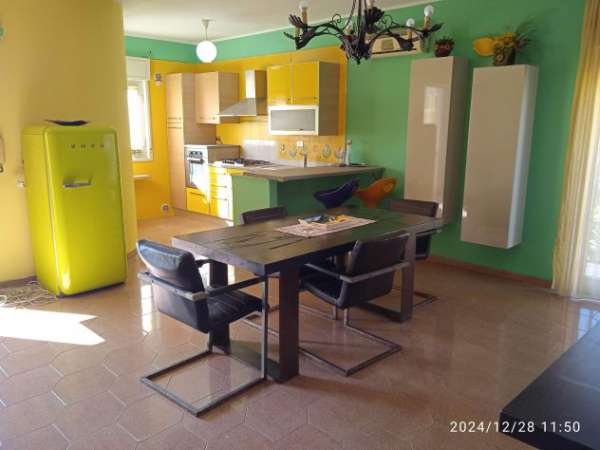 Foto San Leone locasi arredato � 550