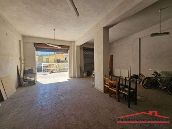 Foto San Sperato - Magazzino deposito buona posizione