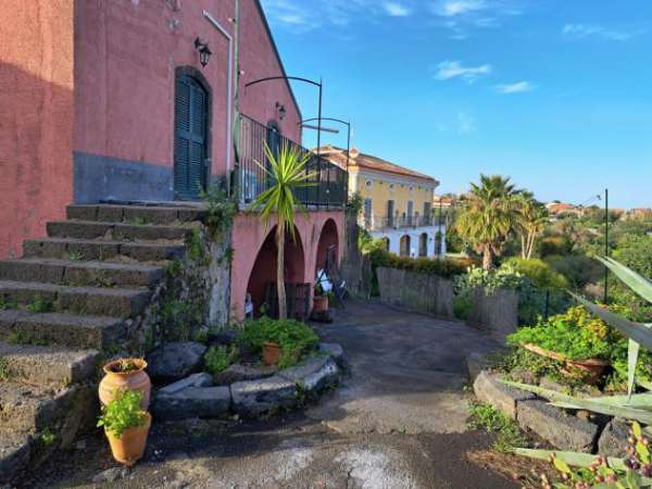 Foto Semindipendente in affitto a Acireale