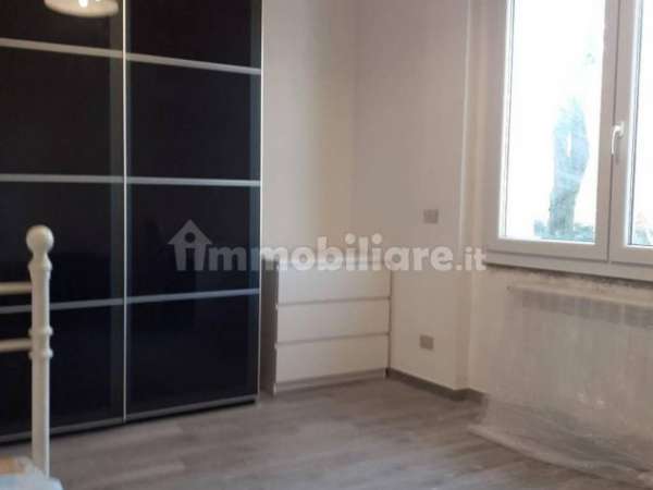 Foto Singola a 5 minuti da HSR; 10 da PIOLA, 20 da LORETO.