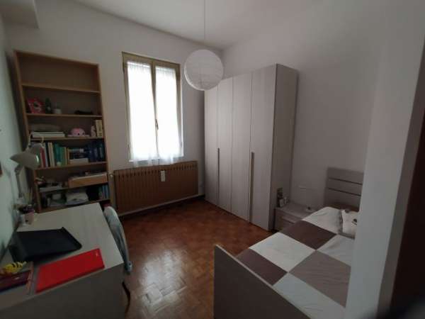 Foto SINGOLA CON BAGNO PRIVATO