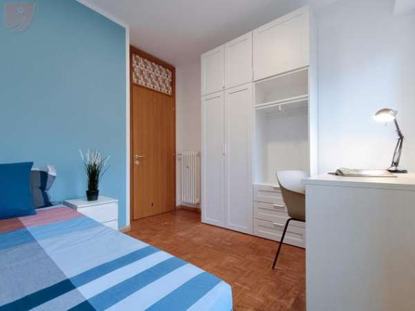 Foto Singola con balcone privato [TN_SVC187-4_S3]