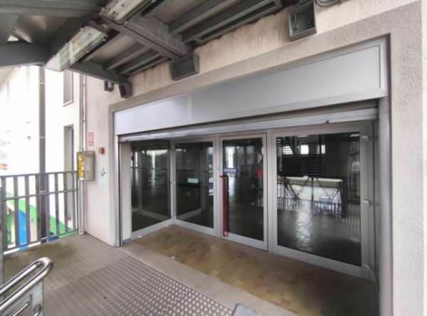Foto Spazio commerciale e laboratorio a Udine Nord