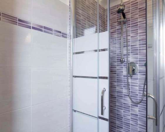 Foto Special Offer: Stanza in Via Giuseppe Bruschetti