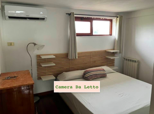 Foto SPINACETO MANSARDA BILOCALE CON TERRAZZO PRIVATO DI 50MQ.