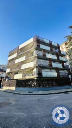 Foto SPLENDIDO 4 LOCALI CON TERRAZZO CLASSE A/4