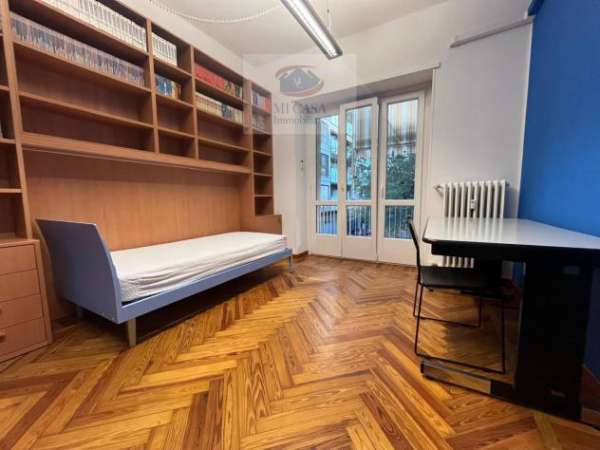 Foto Stanza - Torino . Rif.: 124165115