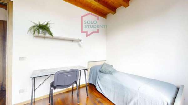 Foto Stanza - Treviso . Rif.: TV-01 A singola con bagno