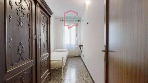 Foto Stanza - Venezia . Rif.: VE-01 A