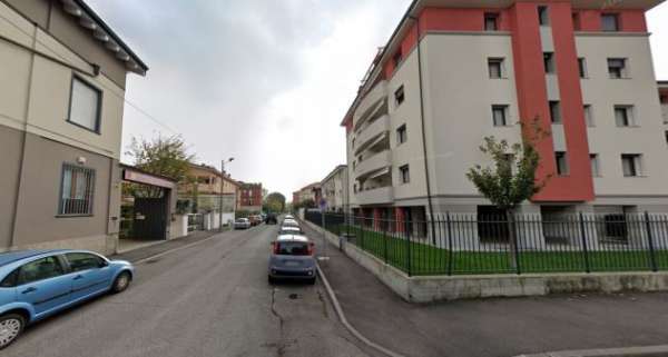 Foto Stanza a 5min dalla SF Lissone con posto auto libera subito
