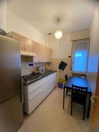 Foto STANZA A PARMA PER STUDENTESSA