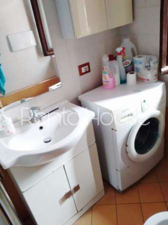 Foto stanza condivisa a 250 euro-CERNUSCO SUL NAVIGLIO