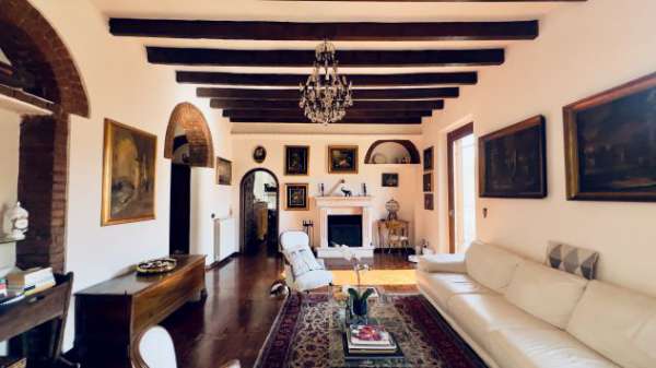 Foto Stanza Doppia a NoLo in casa-atelier, per chi si trasferisce a Milano