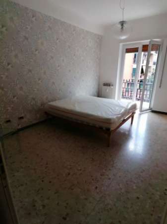 Foto Stanza doppia uso con bagno privato -Servizio al pari di un hotel