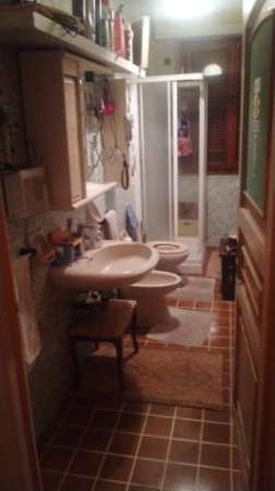 Foto stanza e bagno  in comodato gratuito