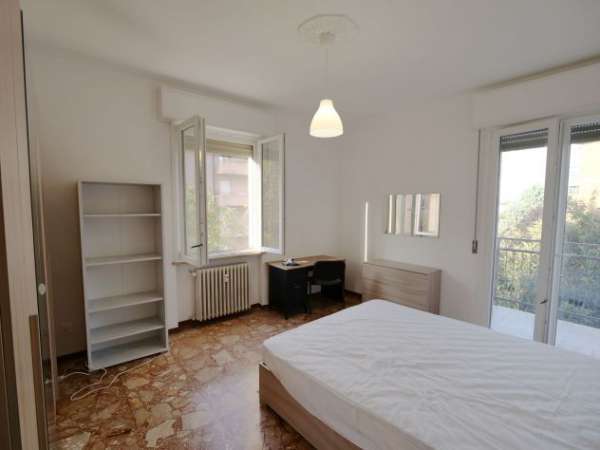 Foto Stanza in affitto a Parma zona Pablo/Buffolara