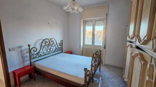 Foto Stanza in affitto a Santa Rosa