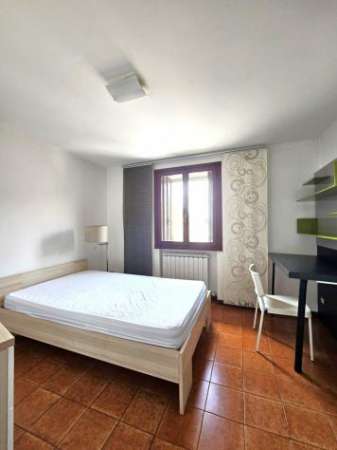 Foto Stanza in affitto a Vicenza
