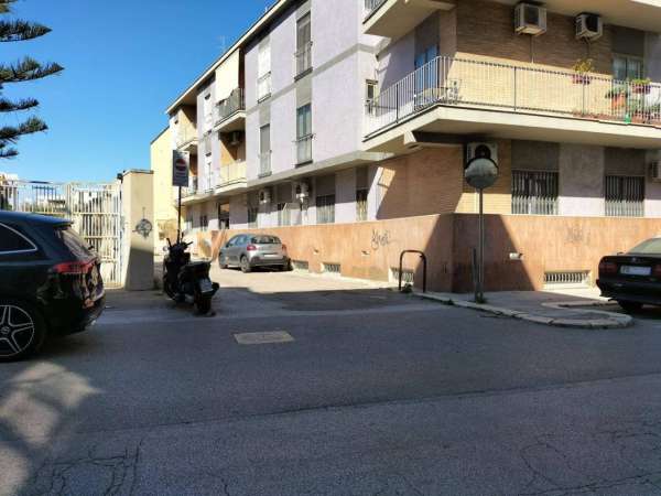 Foto Stanza in appartamento in affitto a Bari