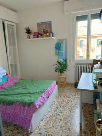 Foto Stanza in appartamento in affitto a Bologna, San Ruffillo / Toscana