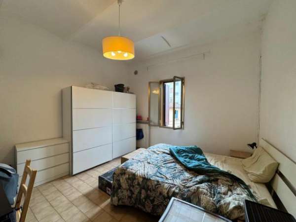 Foto Stanza in appartamento in affitto a Bologna
