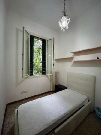 Foto Stanza in appartamento in affitto a Bologna