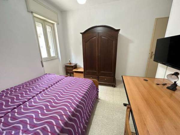 Foto Stanza in appartamento in affitto a Caserta