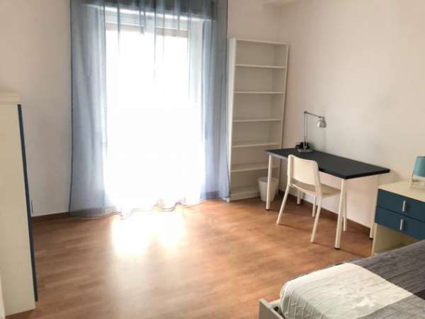 Foto Stanza in appartamento in affitto a Caserta