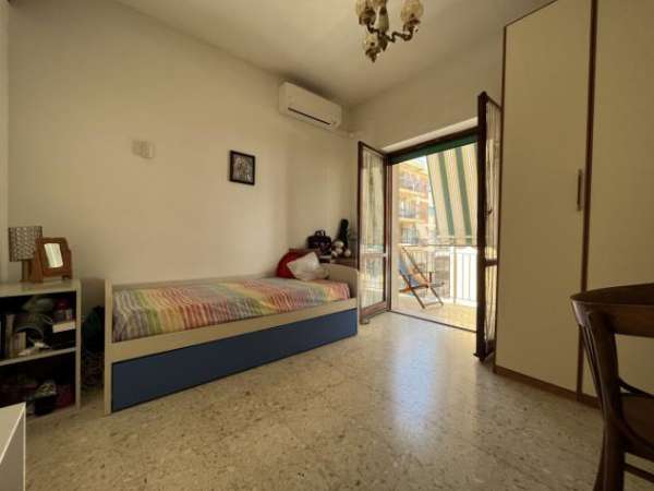 Foto Stanza in appartamento in affitto a Catanzaro