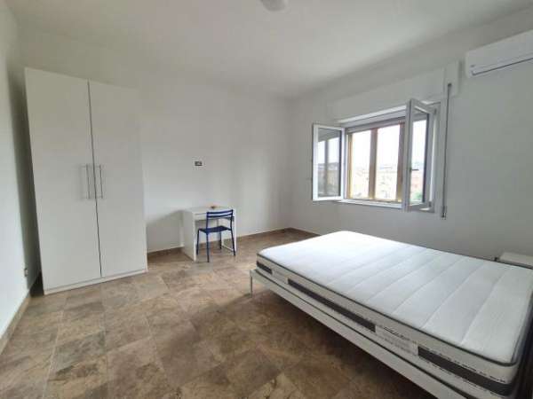 Foto Stanza in appartamento in affitto a Catanzaro