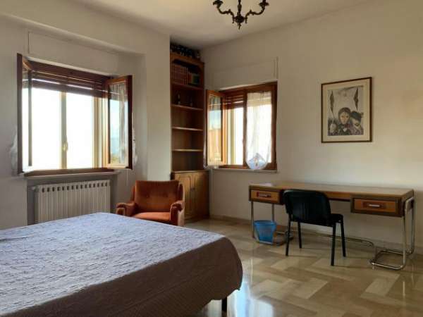 Foto Stanza in appartamento in affitto a Catanzaro