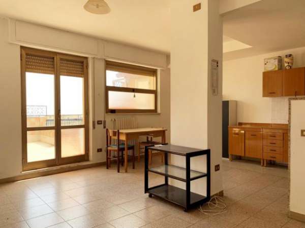 Foto Stanza in appartamento in affitto a Catanzaro