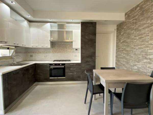 Foto Stanza in appartamento in affitto a Catanzaro