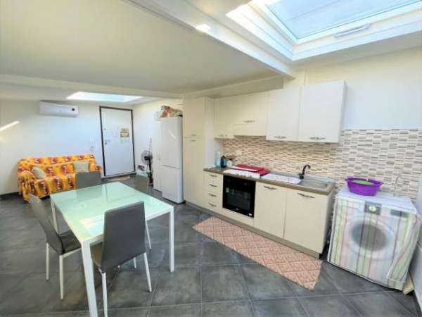 Foto Stanza in appartamento in affitto a Catanzaro